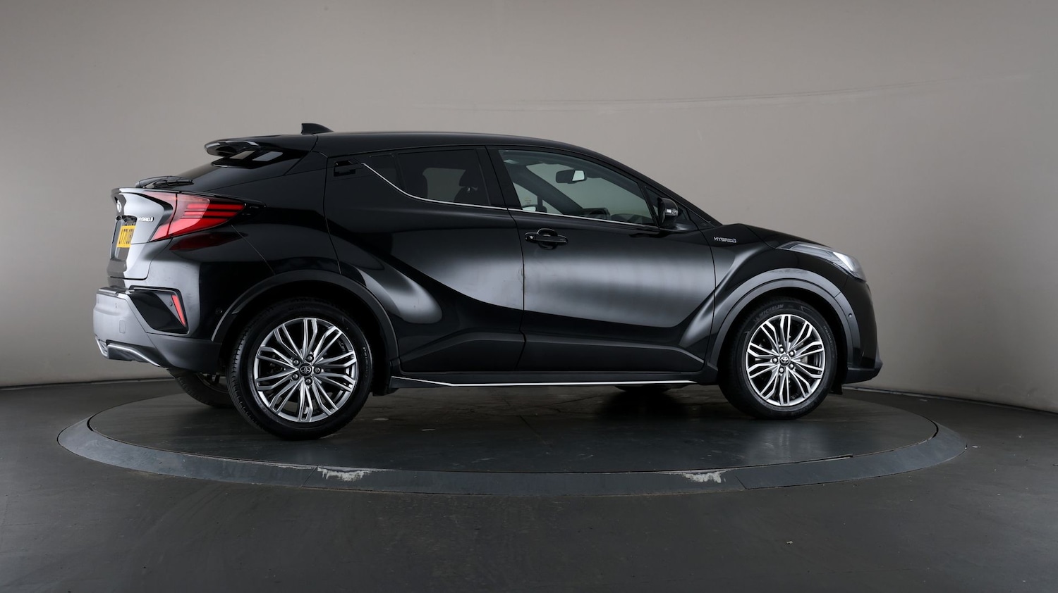 Used Toyota C-HR 2021 for sale - 76811795: Photo 56