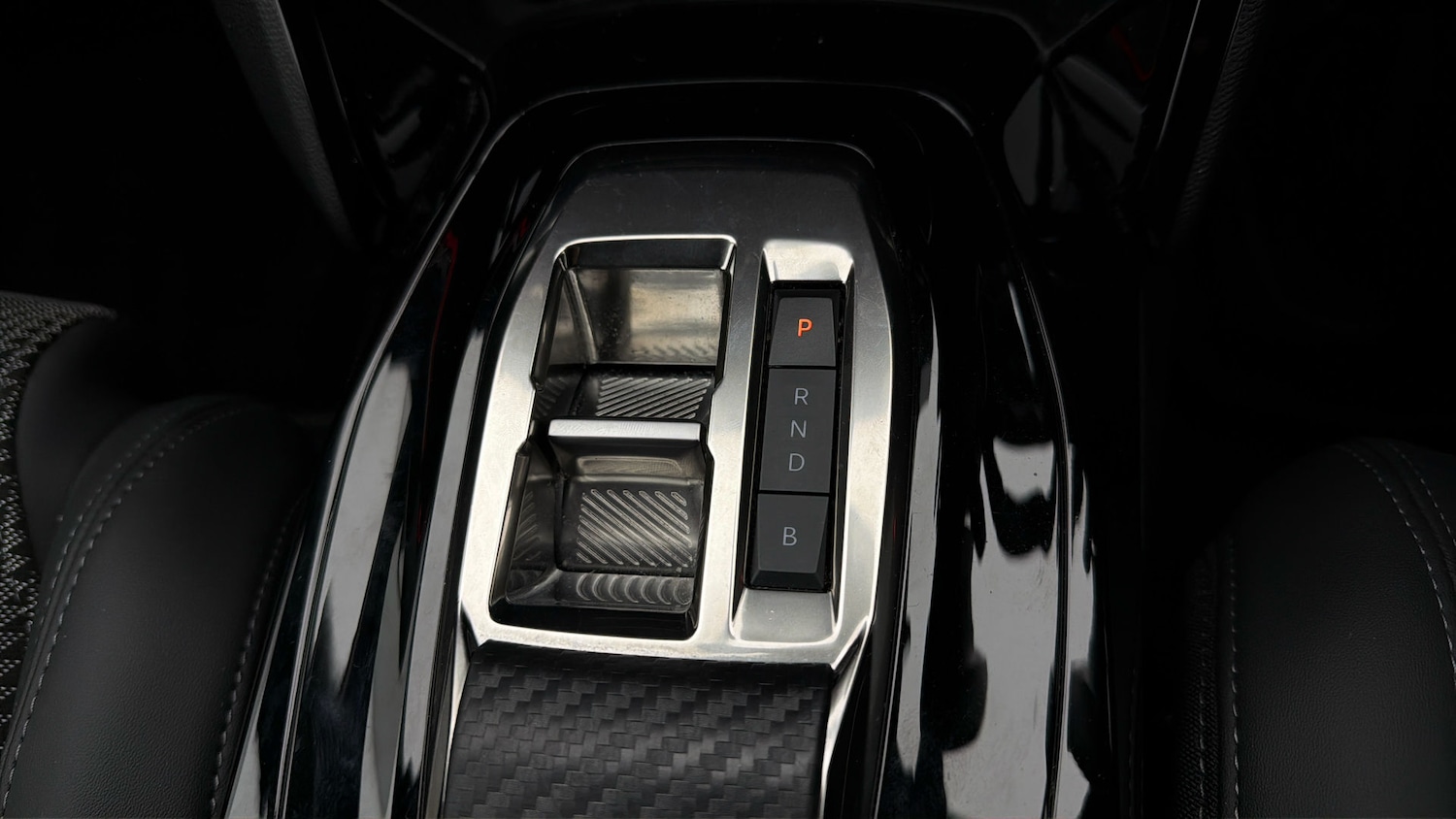 Used Peugeot E-2008 for sale - 78108086: Photo 24