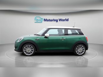Used MINI Hatch 2023 for sale - 77742536: Photo