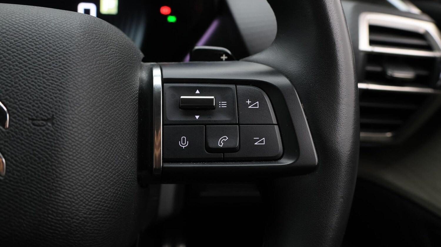 Used Citroen C5 X 2023 for sale - 76380624: Photo 23