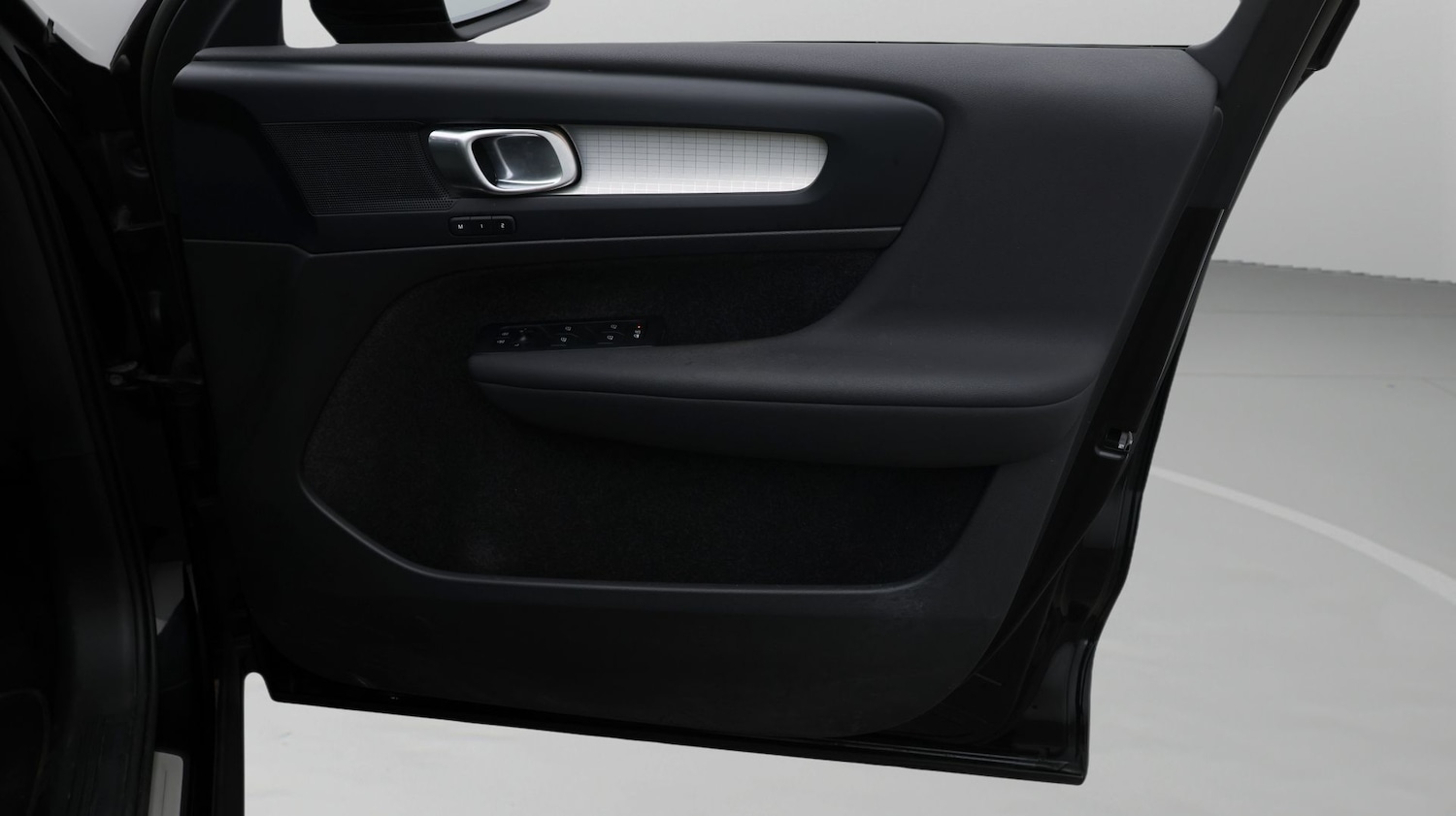 Used Volvo XC40 2022 for sale - 77427755: Photo 15