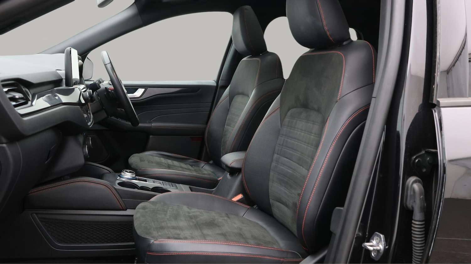 Used Ford Kuga 2022 for sale - 76336525: Photo 15