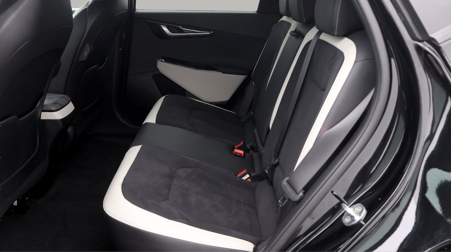 Used Kia EV6 2023 for sale - 77536378: Photo 16