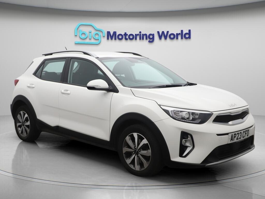 Used Kia Stonic 2023 for sale - 76371459: Photo 1