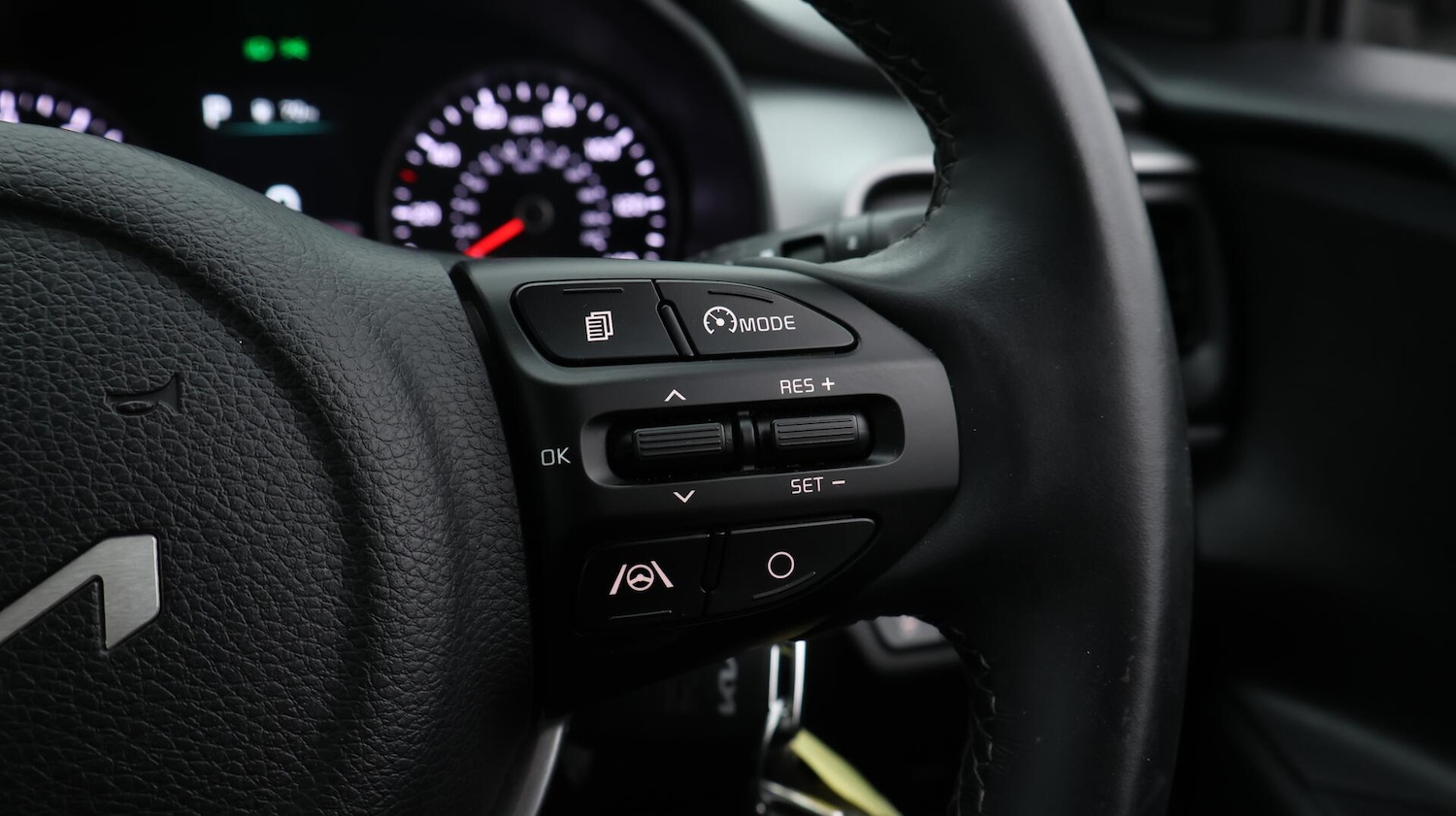 Used Kia Stonic 2023 for sale - 76371459: Photo 25
