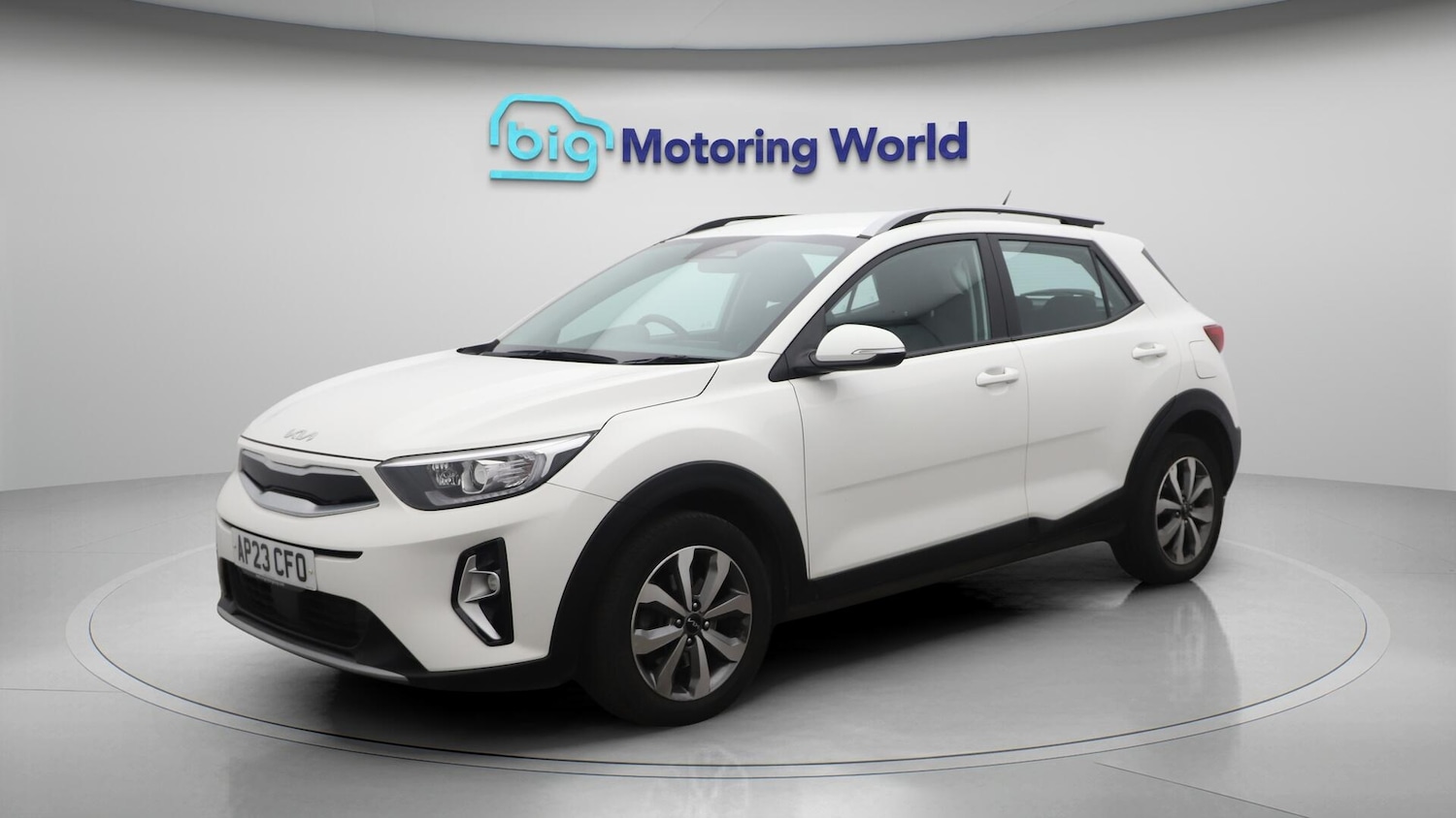 Used Kia Stonic 2023 for sale - 76371459: Photo 4
