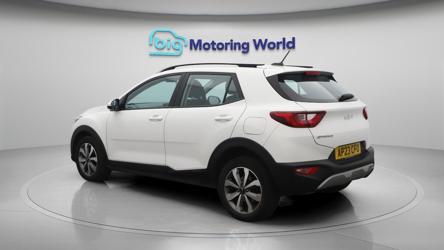 Used Kia Stonic 2023 for sale - 76371459: Photo 6