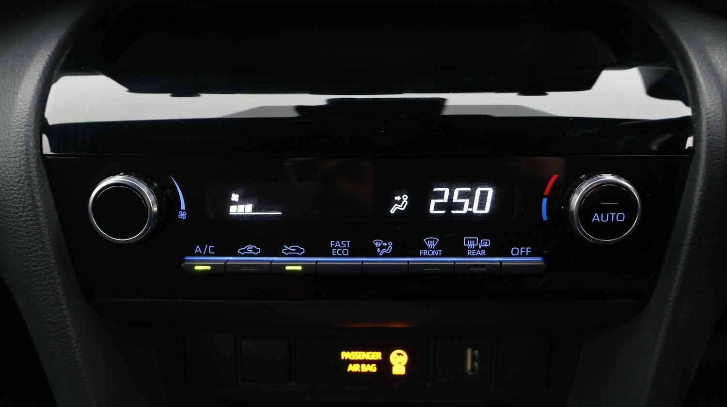 Used Toyota Yaris Cross 2023 for sale - 77746696: Photo 12