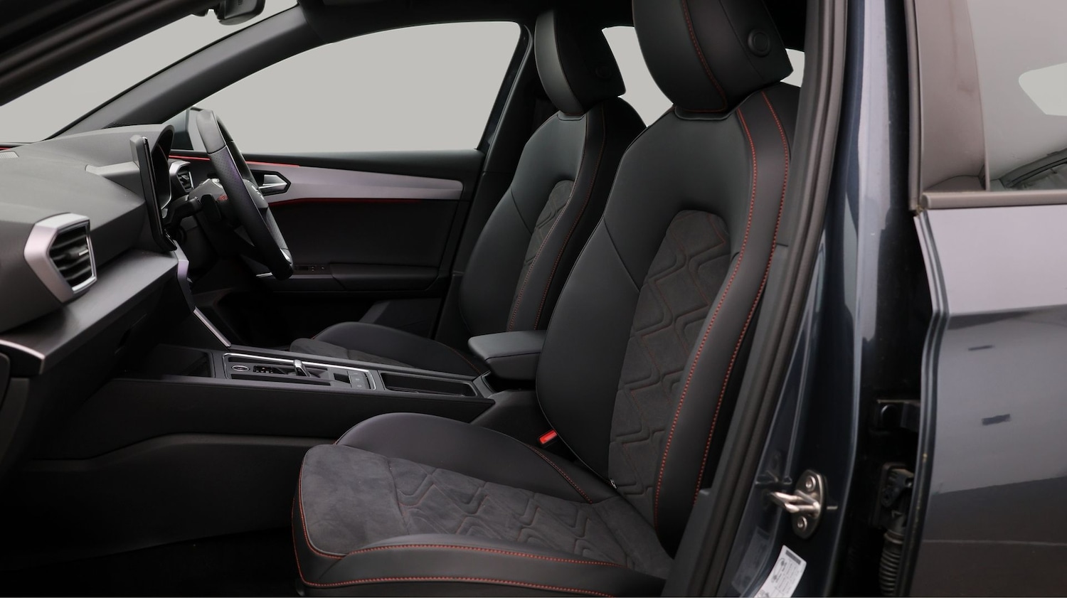 Used SEAT Leon 2023 for sale - 77778940: Photo 14