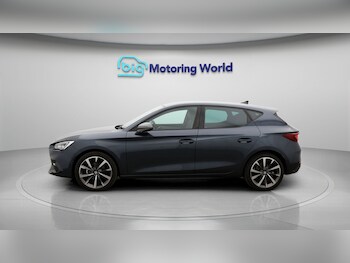 Used SEAT Leon 2023 for sale - 77778940: Photo