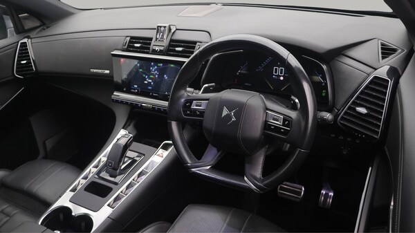 Used DS Automobiles DS 7 Crossback 2019 for sale - 76294870: Photo 10