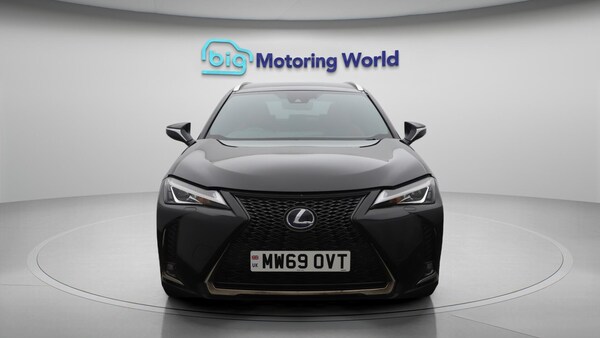 Used Lexus UX 2020 for sale - 76251464: Photo 3