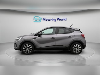 Used Renault Captur 2023 for sale - 78979984: Photo