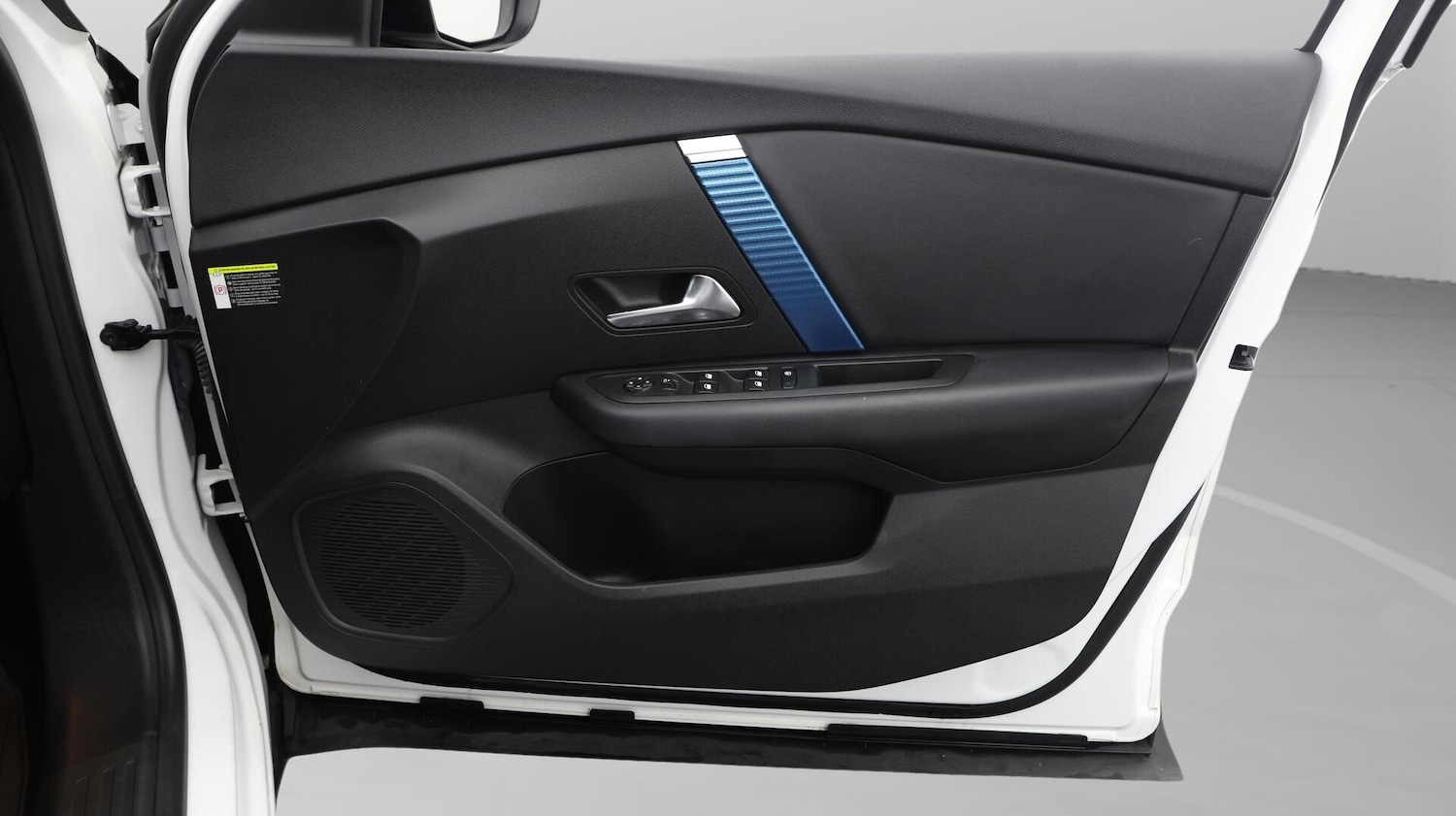 Used Citroen C4 2022 for sale - 76484755: Photo 16