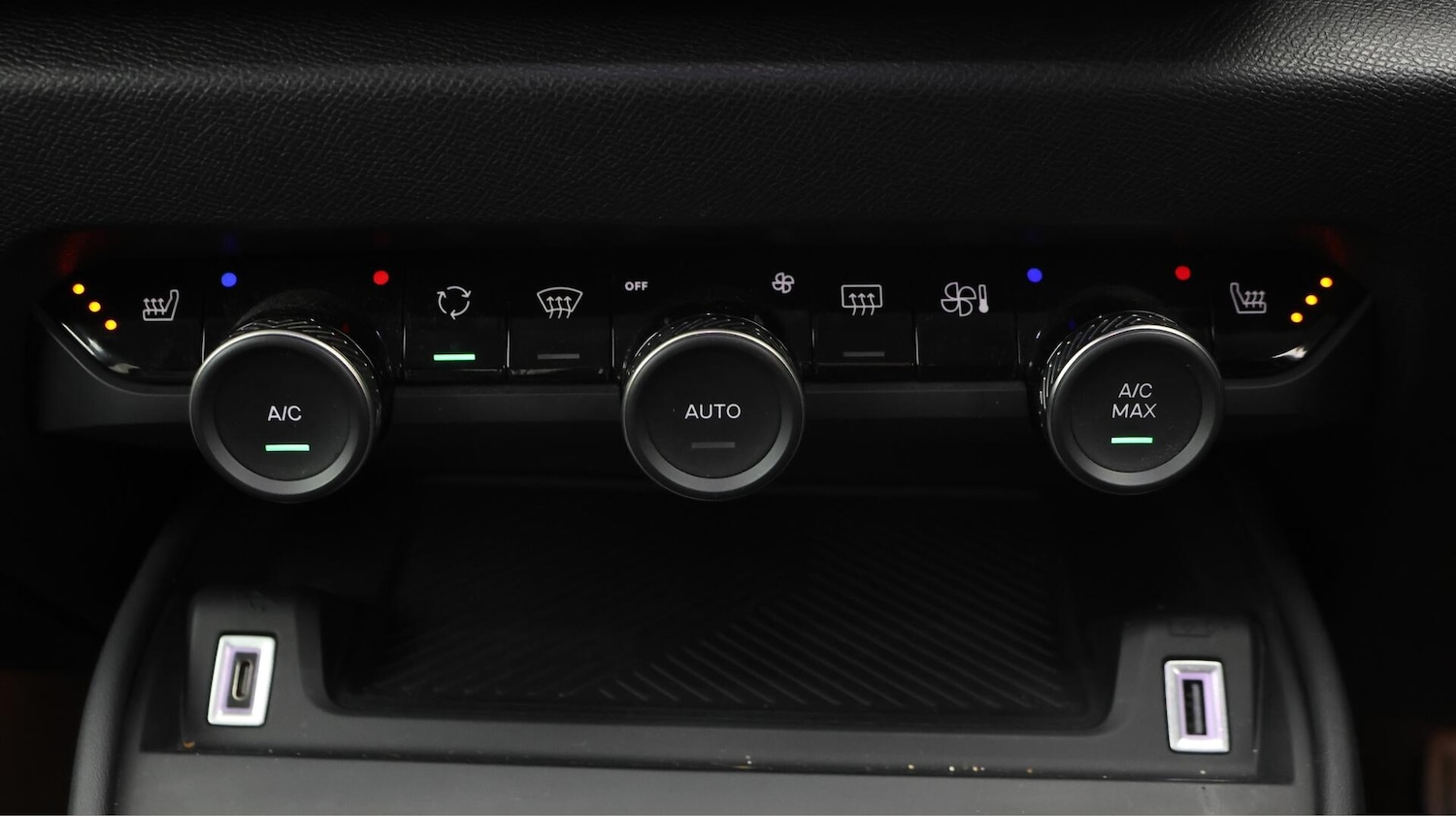 Used Citroen C4 2022 for sale - 76484755: Photo 24