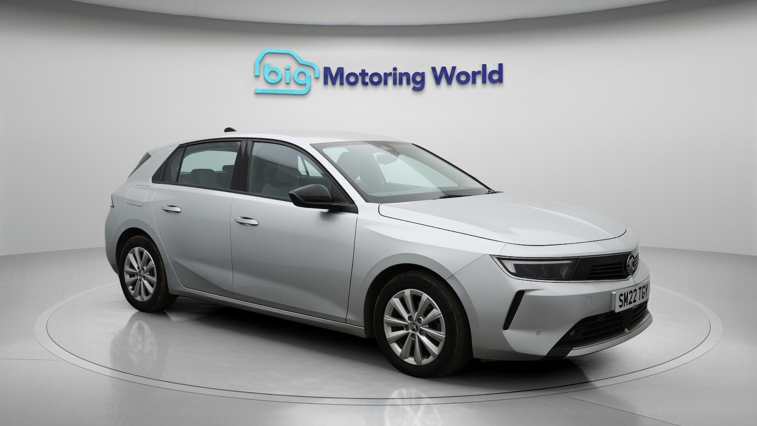 Used Vauxhall Astra 2022 for sale - 76701401: Photo 2