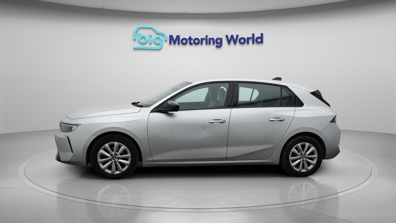 Used Vauxhall Astra 2022 for sale - 76701401: Photo 5