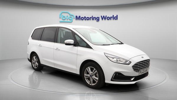 Used Ford Galaxy 2022 for sale - 76151736: Photo 2
