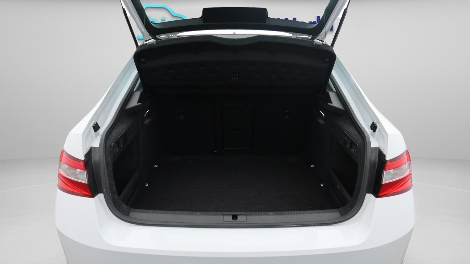 Used Skoda Superb 2022 for sale - 76499309: Photo 18