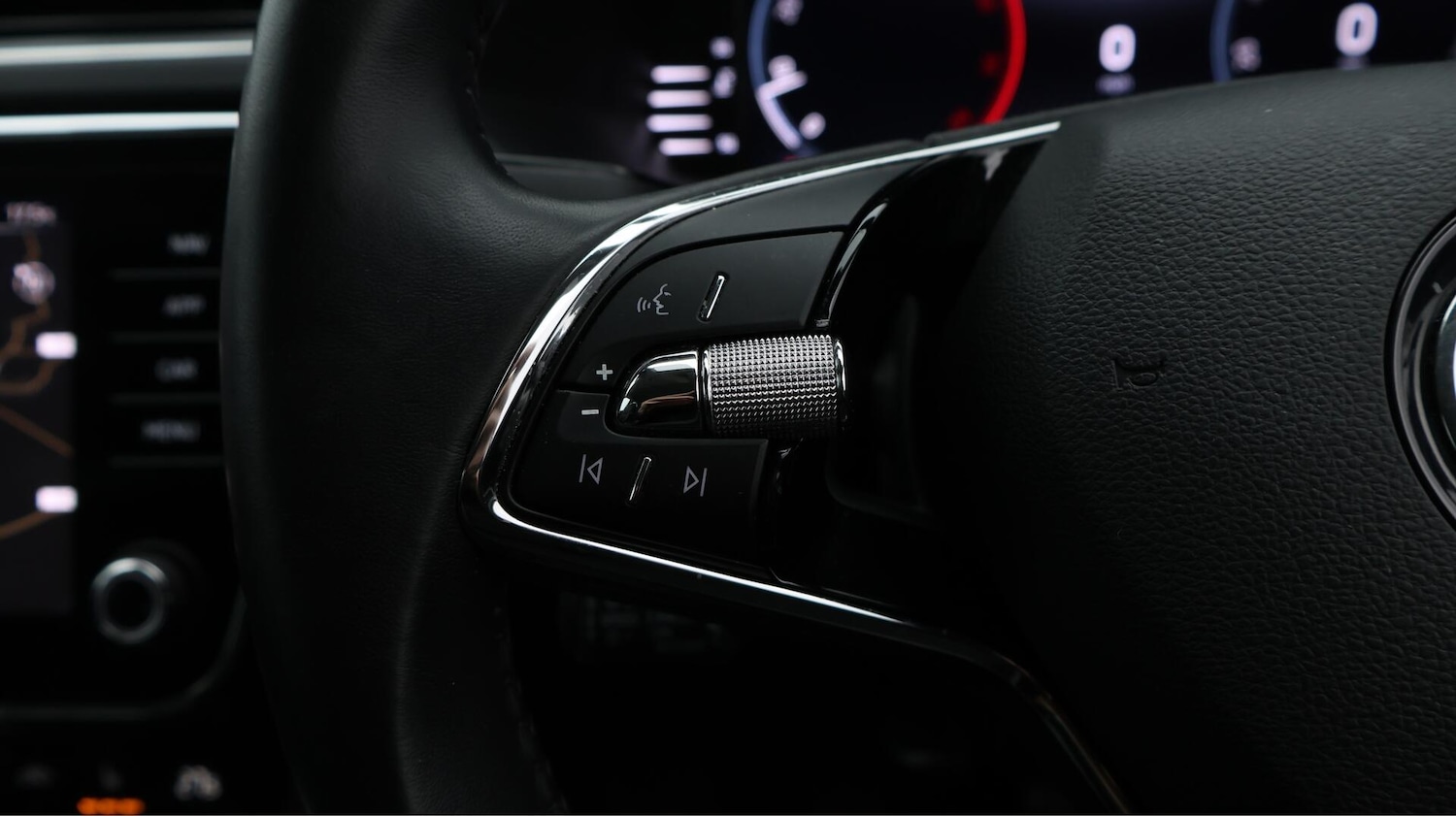 Used Skoda Superb 2022 for sale - 76499309: Photo 25