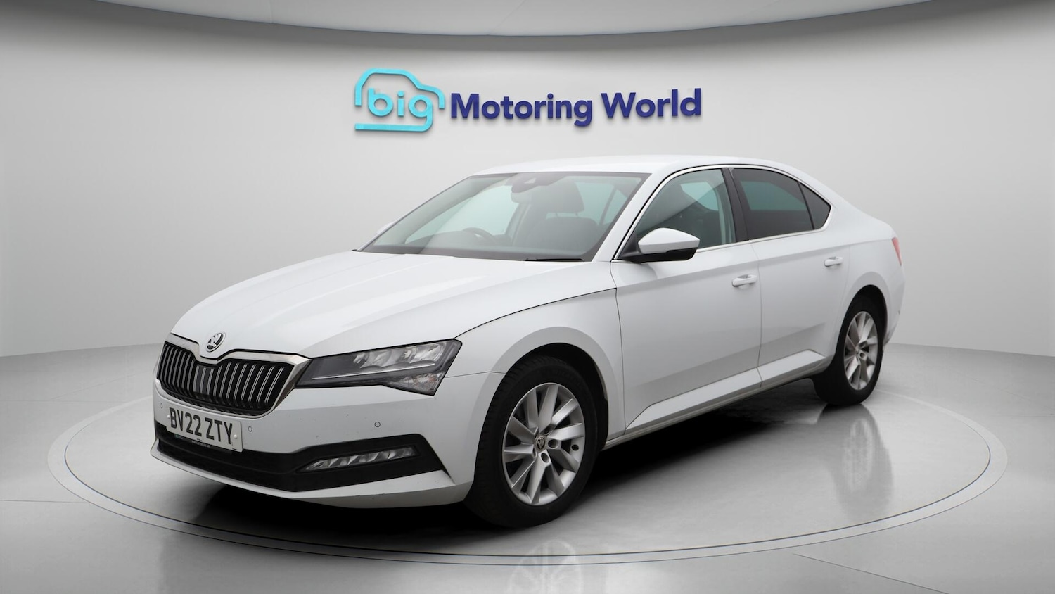 Used Skoda Superb 2022 for sale - 76499309: Photo 4