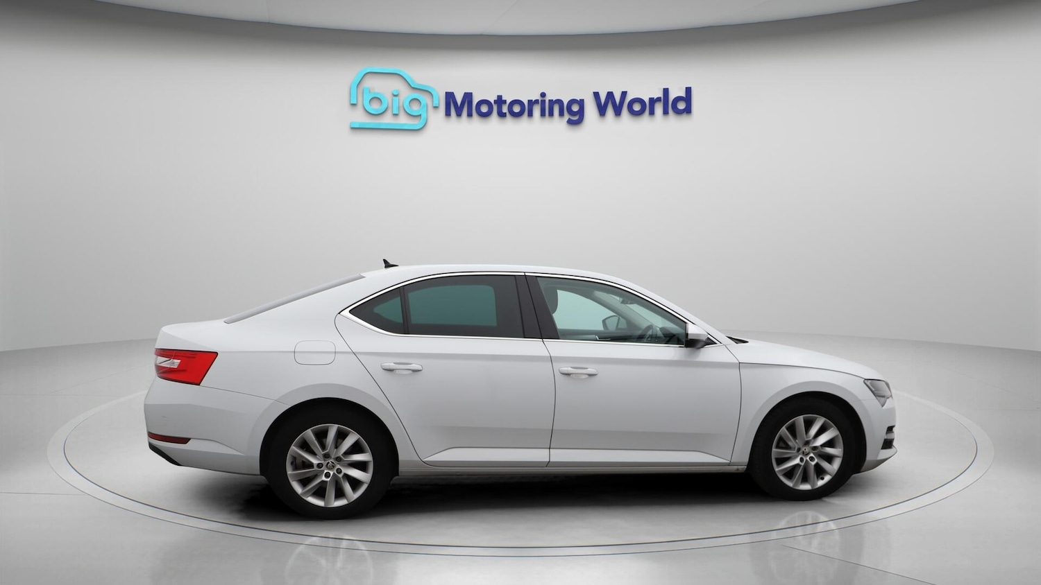 Used Skoda Superb 2022 for sale - 76499309: Photo 9