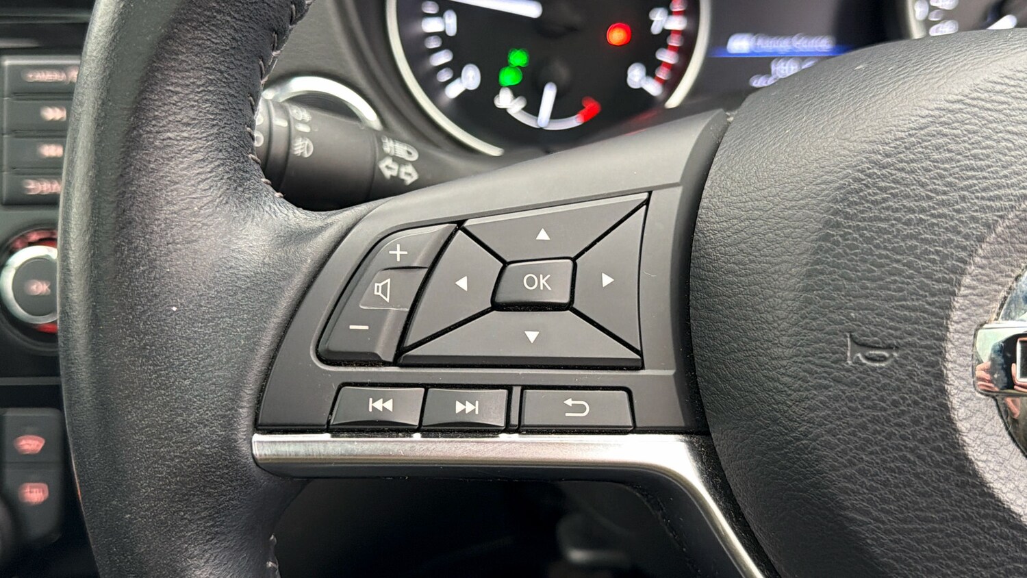 Used Nissan Qashqai for sale - 78196642: Photo 23