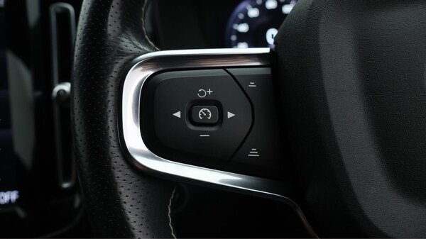 Used Volvo XC40 2020 for sale - 75634255: Photo 24