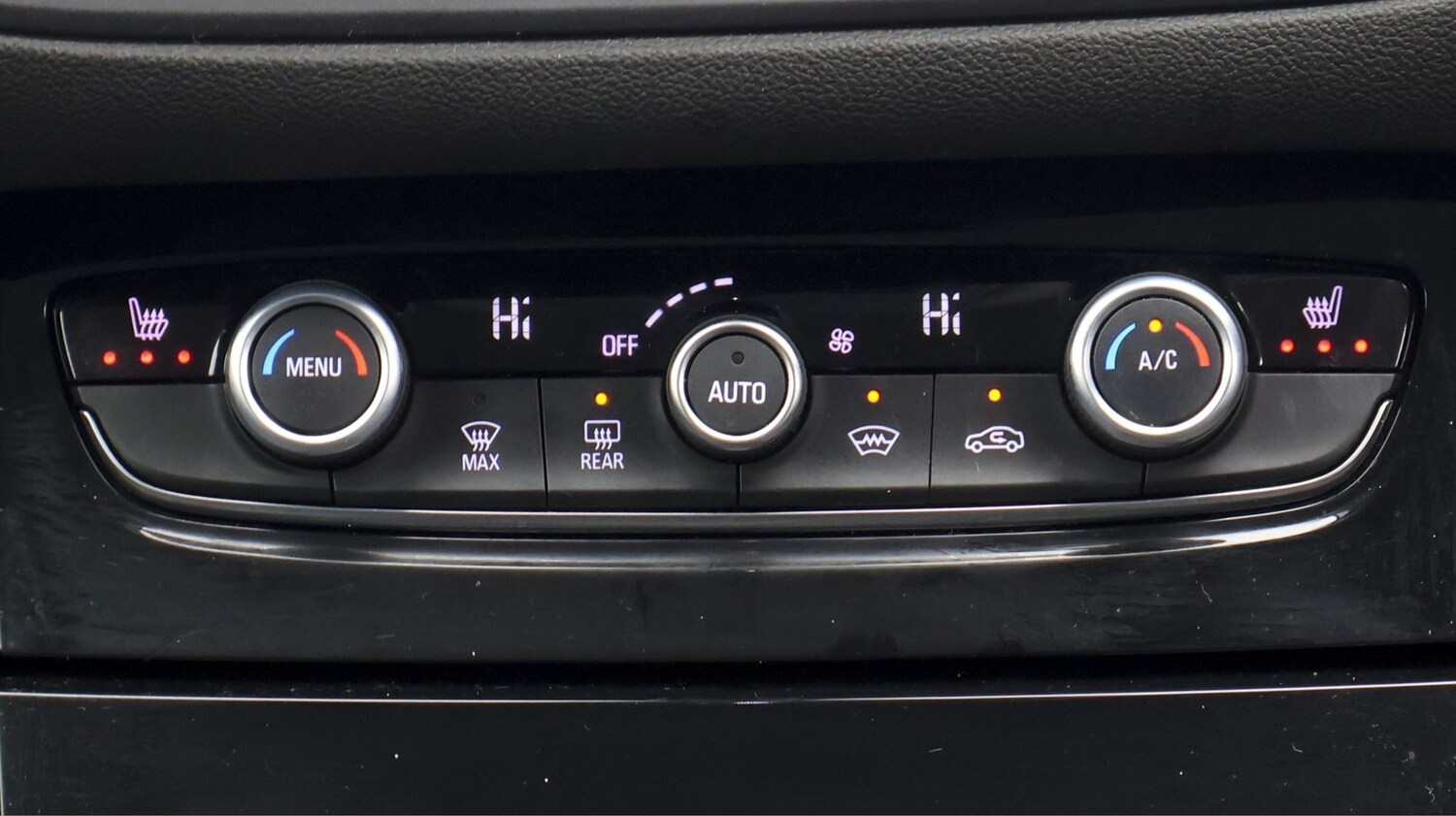 Used Vauxhall Grandland 2022 for sale - 77270837: Photo 12