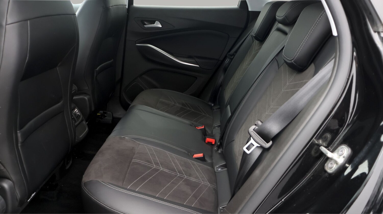 Used Vauxhall Grandland 2022 for sale - 77270837: Photo 16