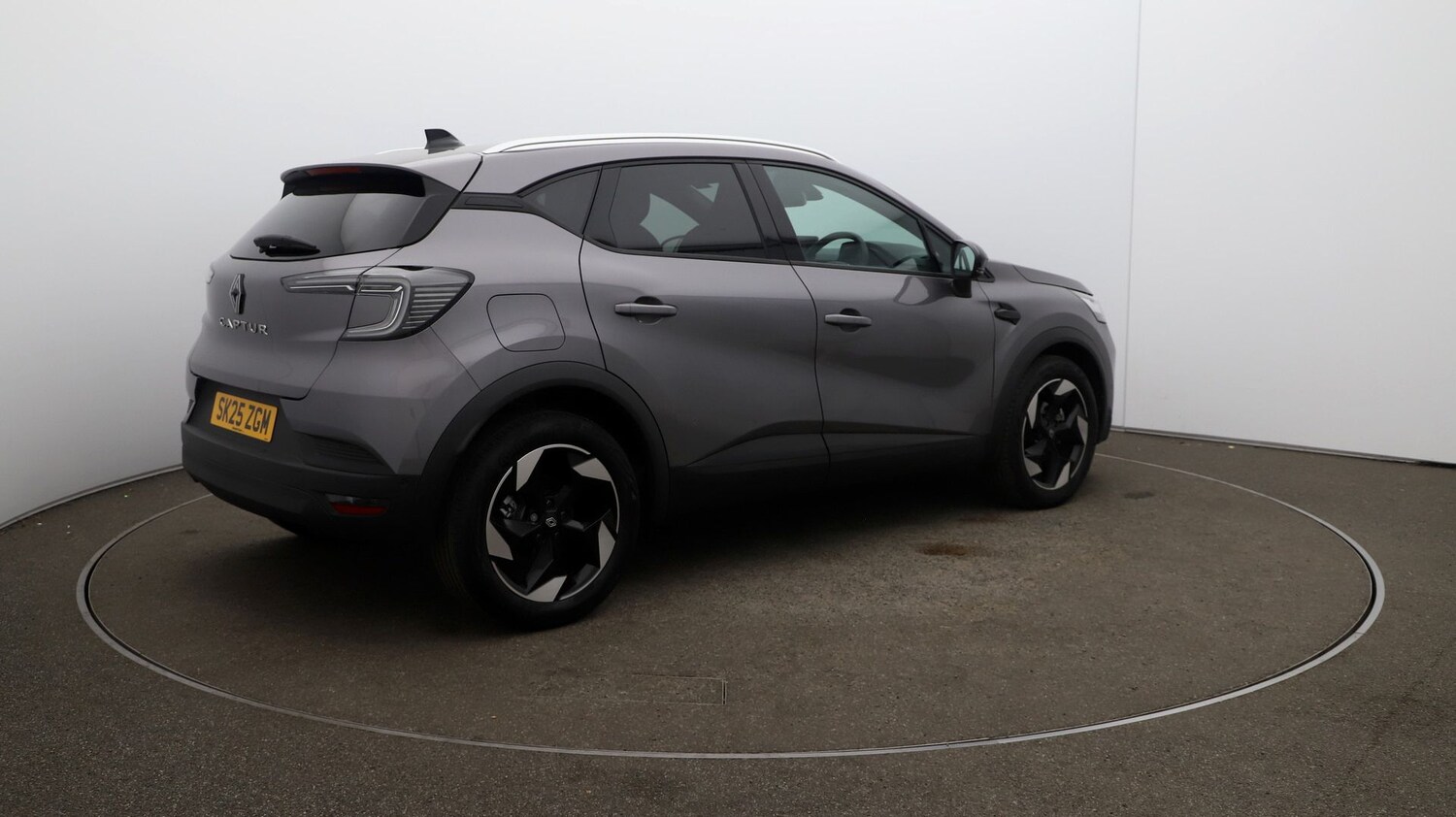 Used Renault Captur for sale - 76810617: Photo 45