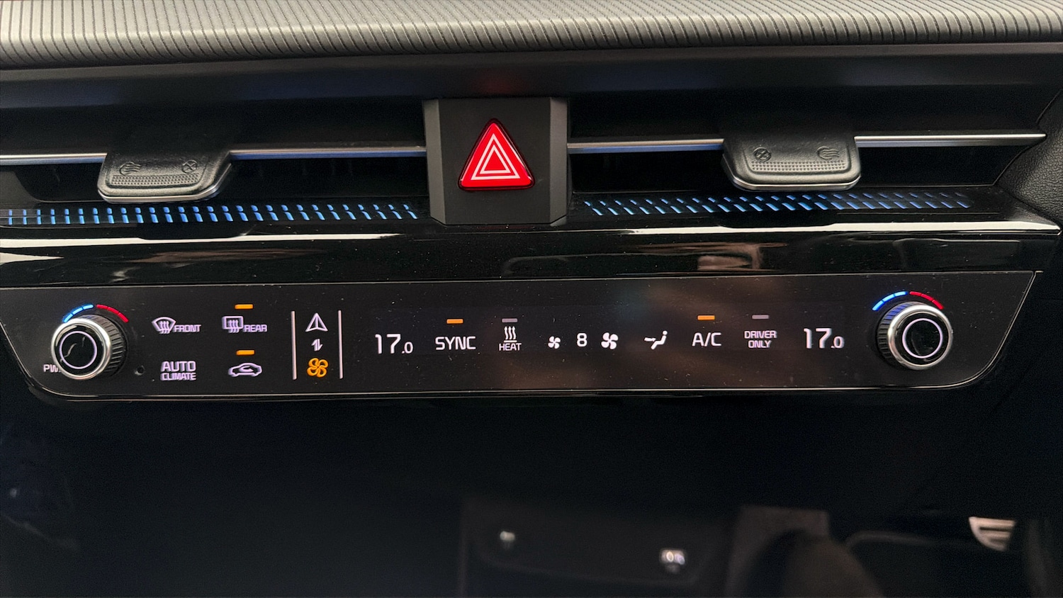 Used Kia EV6 2023 for sale - 77954214: Photo 11