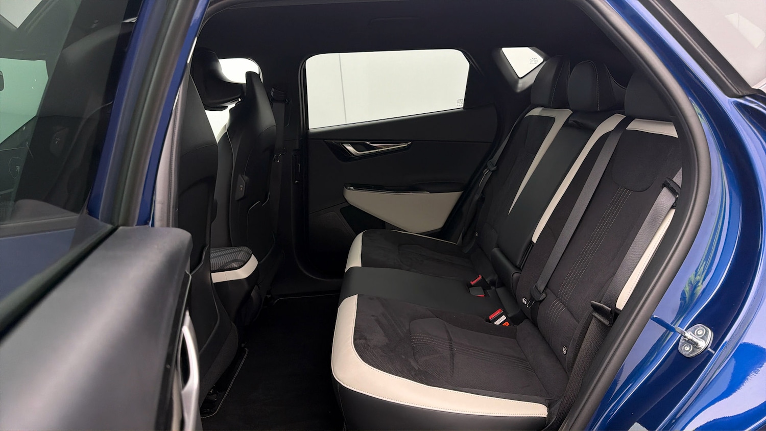 Used Kia EV6 2023 for sale - 77954214: Photo 15