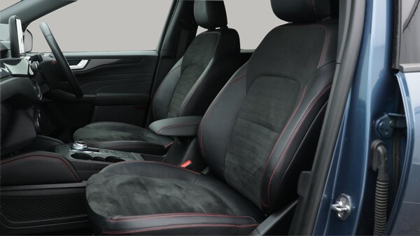 Used Ford Kuga 2022 for sale - 75173998: Photo 15