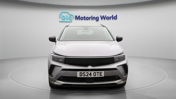 Used Vauxhall Grandland 2024 for sale - 75728971: Photo 3