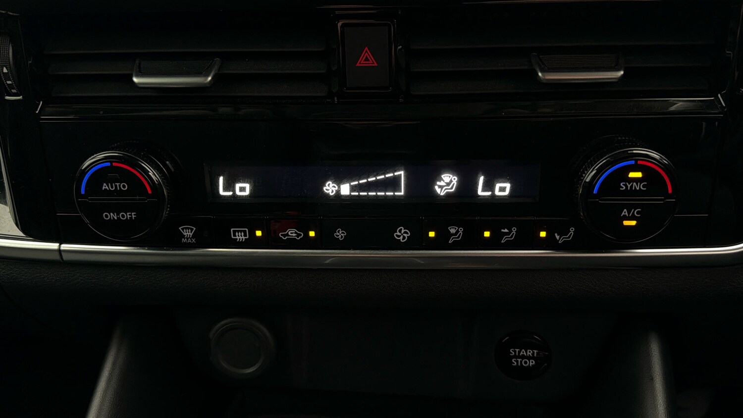 Used Nissan Qashqai for sale - 78084632: Photo 11