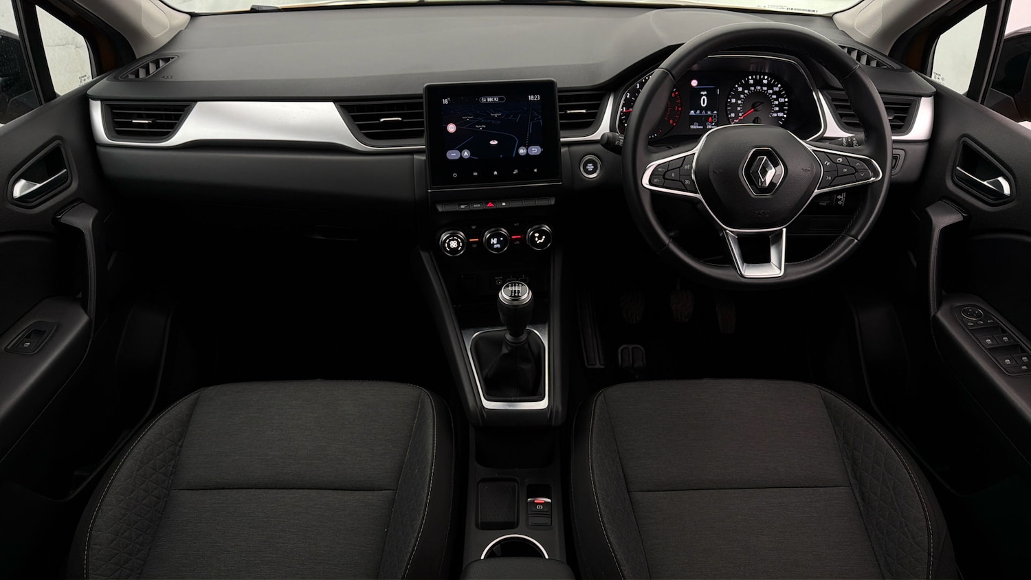 Used Renault Captur 2021 for sale - 77931877: Photo 12