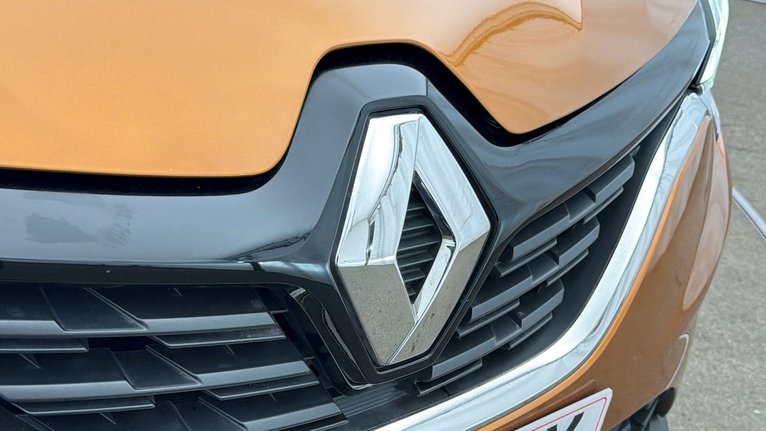 Used Renault Captur 2021 for sale - 77931877: Photo 21