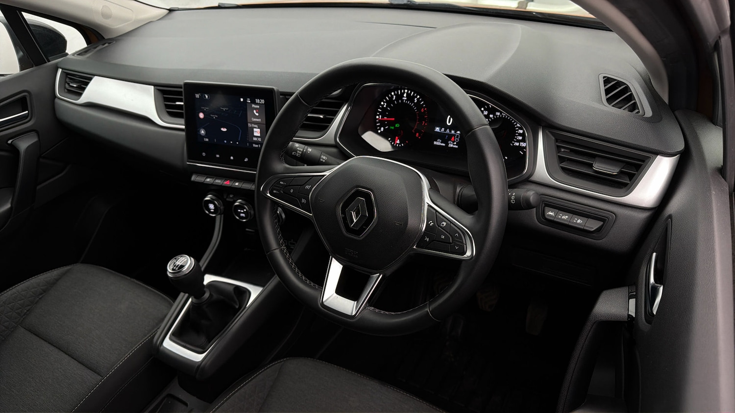 Used Renault Captur 2021 for sale - 77931877: Photo 9