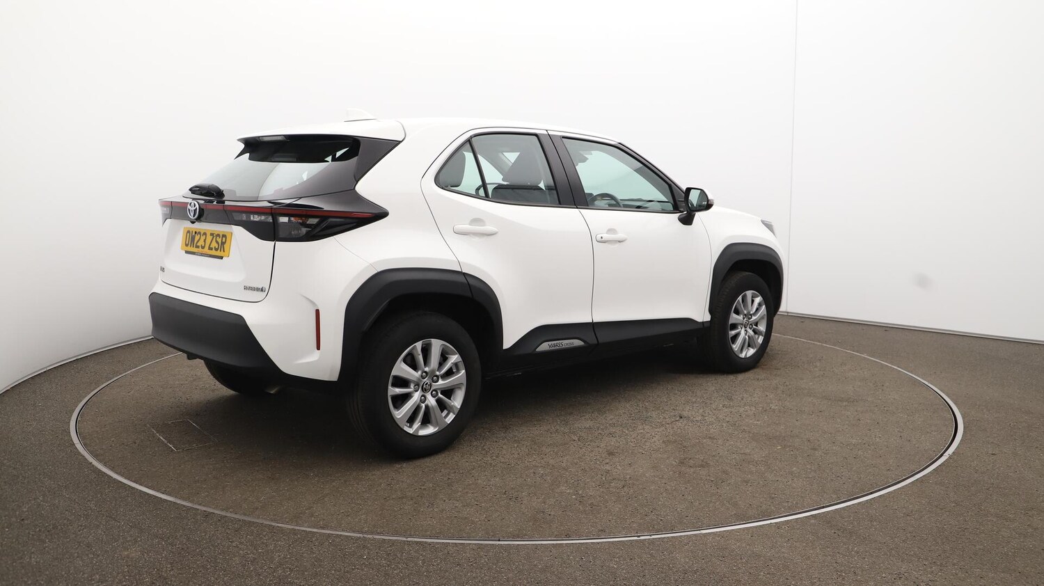 Used Toyota Yaris Cross 2023 for sale - 75906287: Photo 53