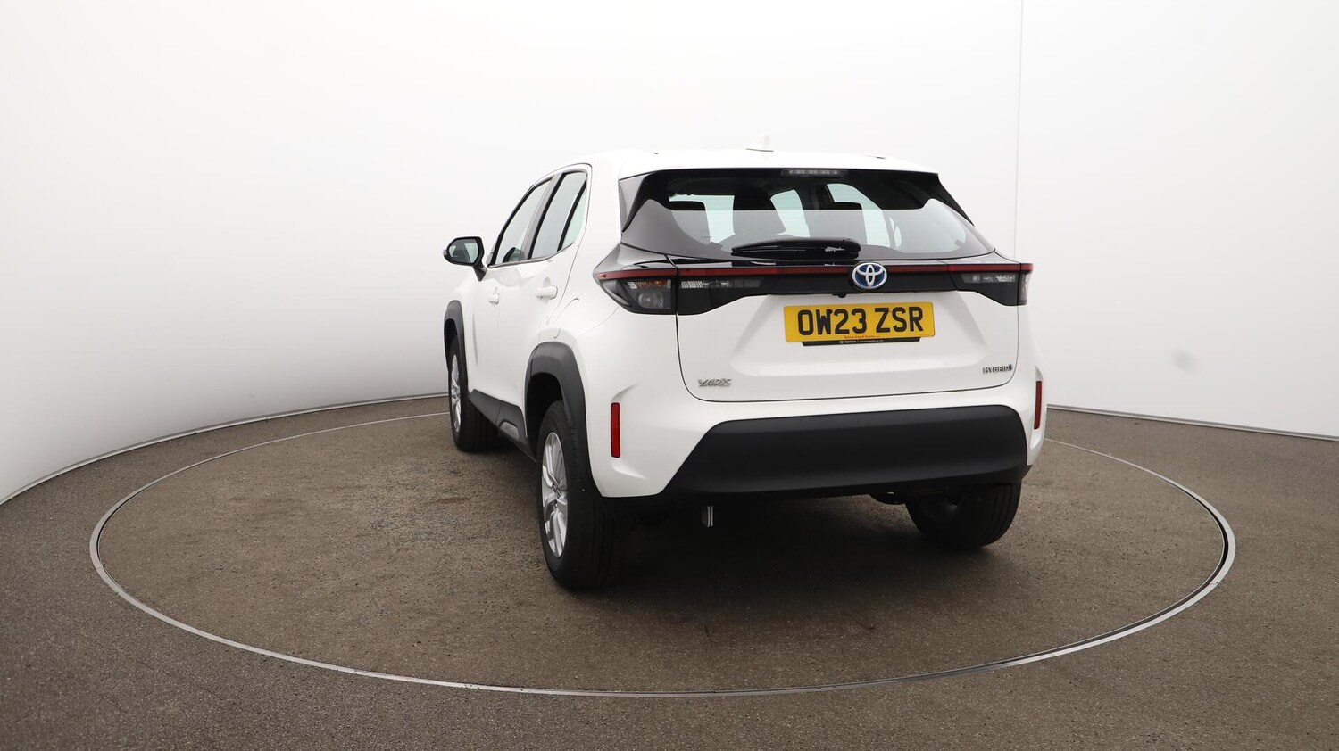 Used Toyota Yaris Cross 2023 for sale - 75906287: Photo 60