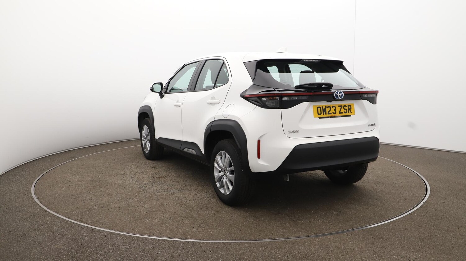 Used Toyota Yaris Cross 2023 for sale - 75906287: Photo 61