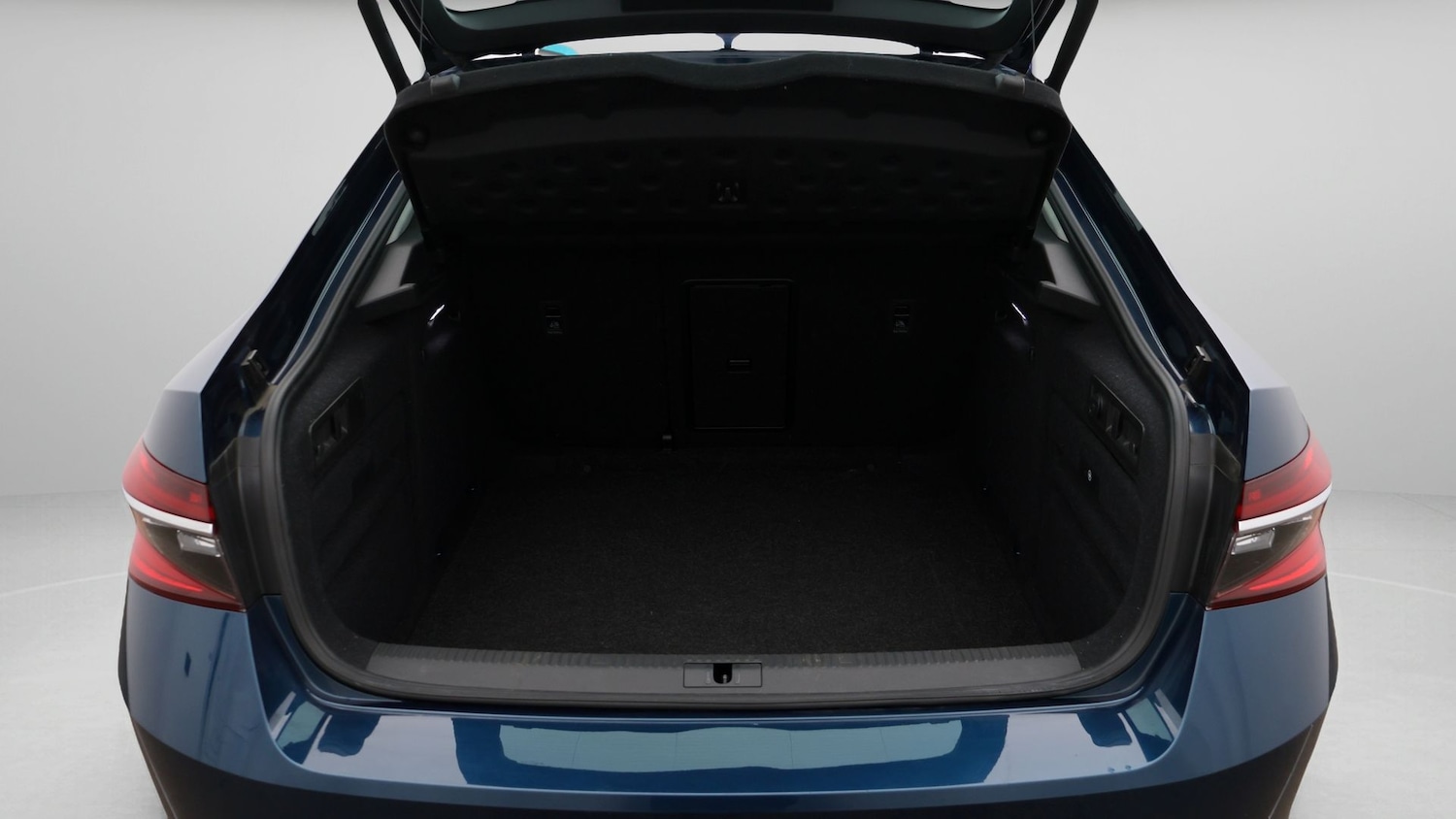 Used Skoda Superb 2023 for sale - 77233888: Photo 17