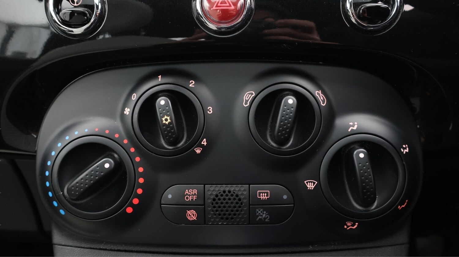 Used Fiat 500 2022 for sale - 77501957: Photo 12