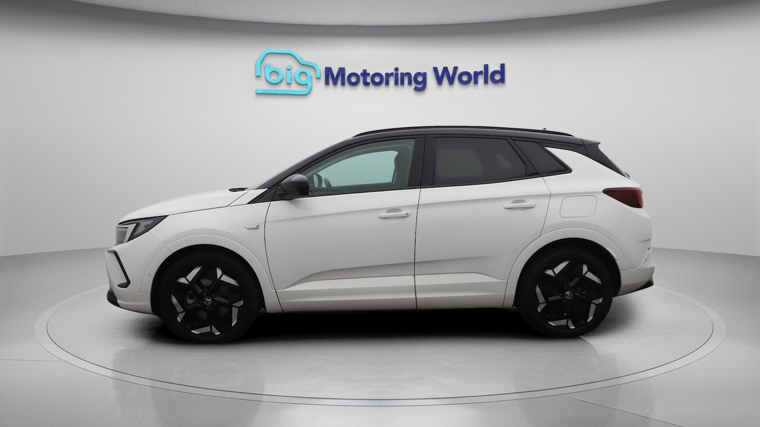 Used Vauxhall Grandland 2023 for sale - 76026697: Photo 5