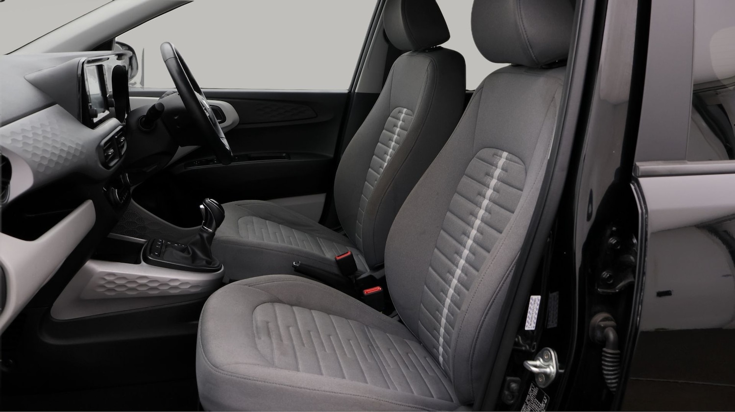 Used Hyundai i10 2023 for sale - 77589937: Photo 14