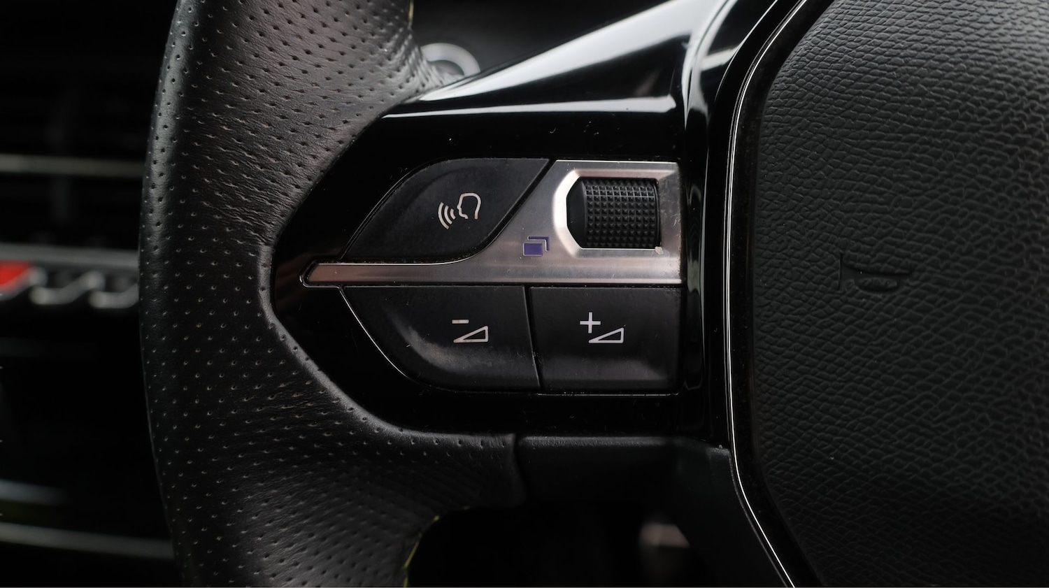 Used Peugeot 2008 2022 for sale - 77669122: Photo 20