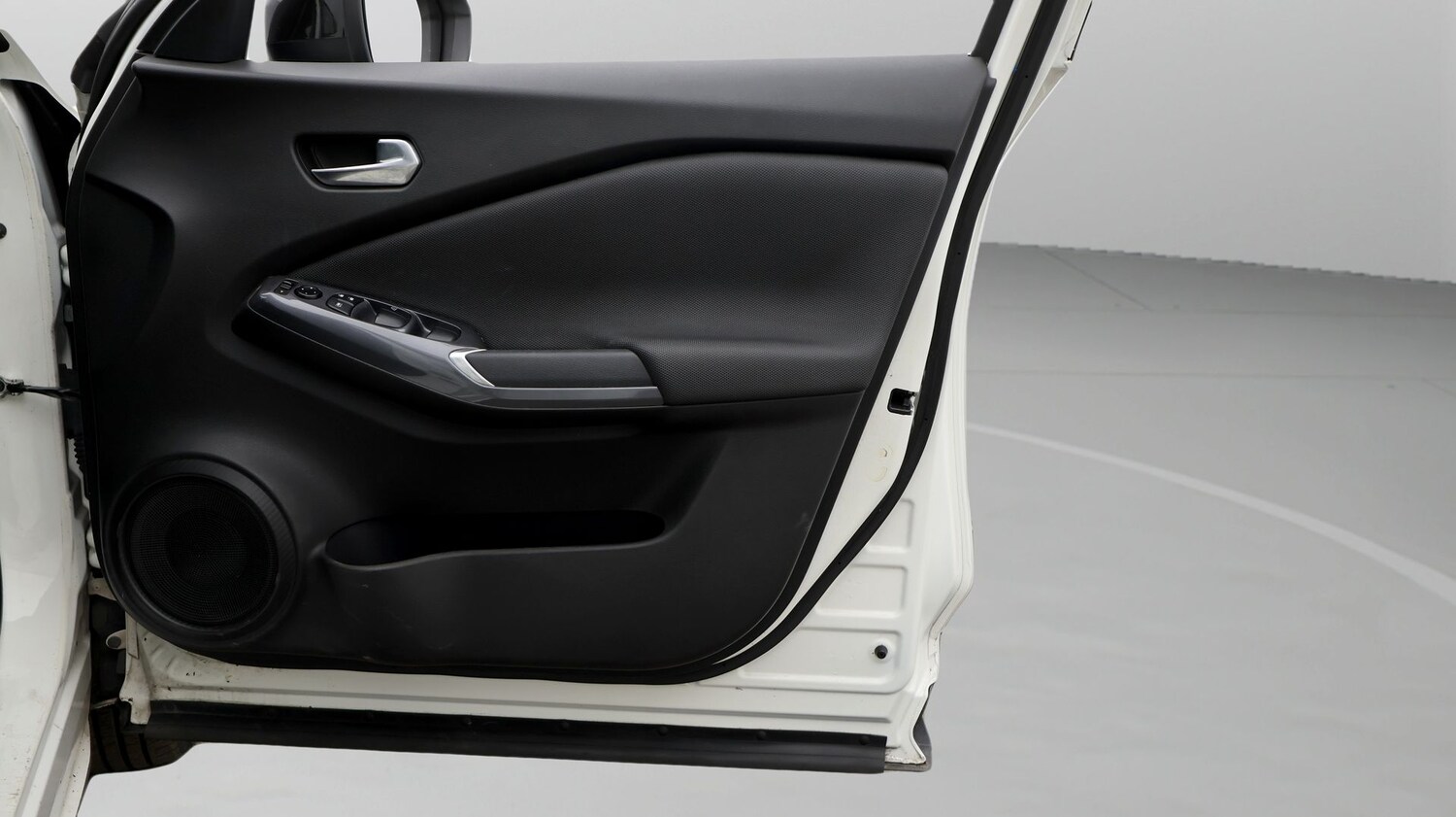 Used Nissan Juke 2023 for sale - 77830251: Photo 15