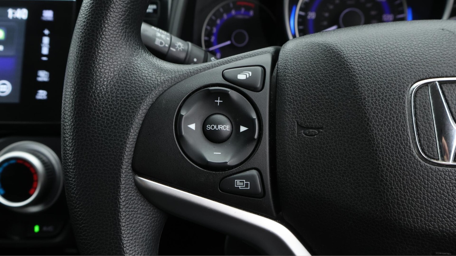 Used Honda Jazz 2019 for sale - 76527808: Photo 24