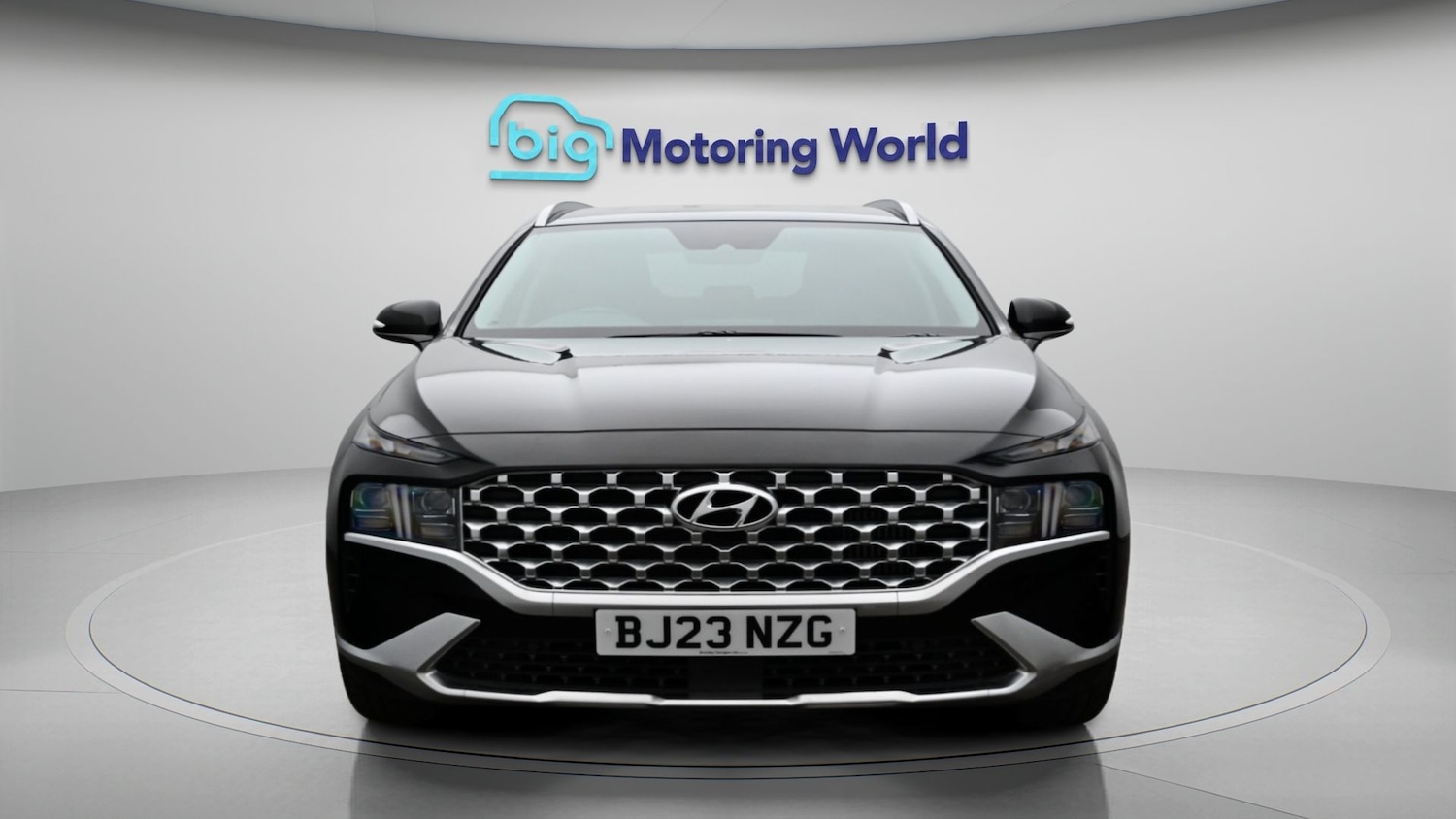 Used Hyundai Santa Fe 2023 for sale - 78097879: Photo 2